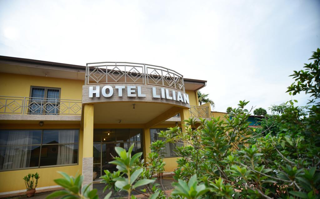 Hotel Lilian Puerto Iguazu Bagian luar foto